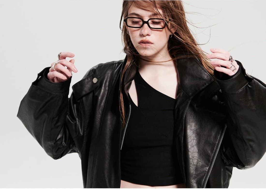 Double Collar Shoulder Outerwear _ Black — vue 7