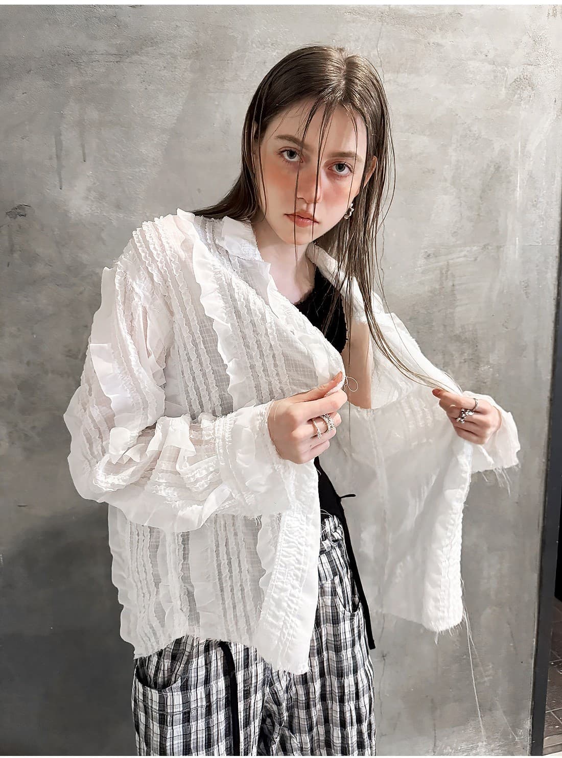 Raw Edge Detail Ruffle Shirt _ White — vue 9