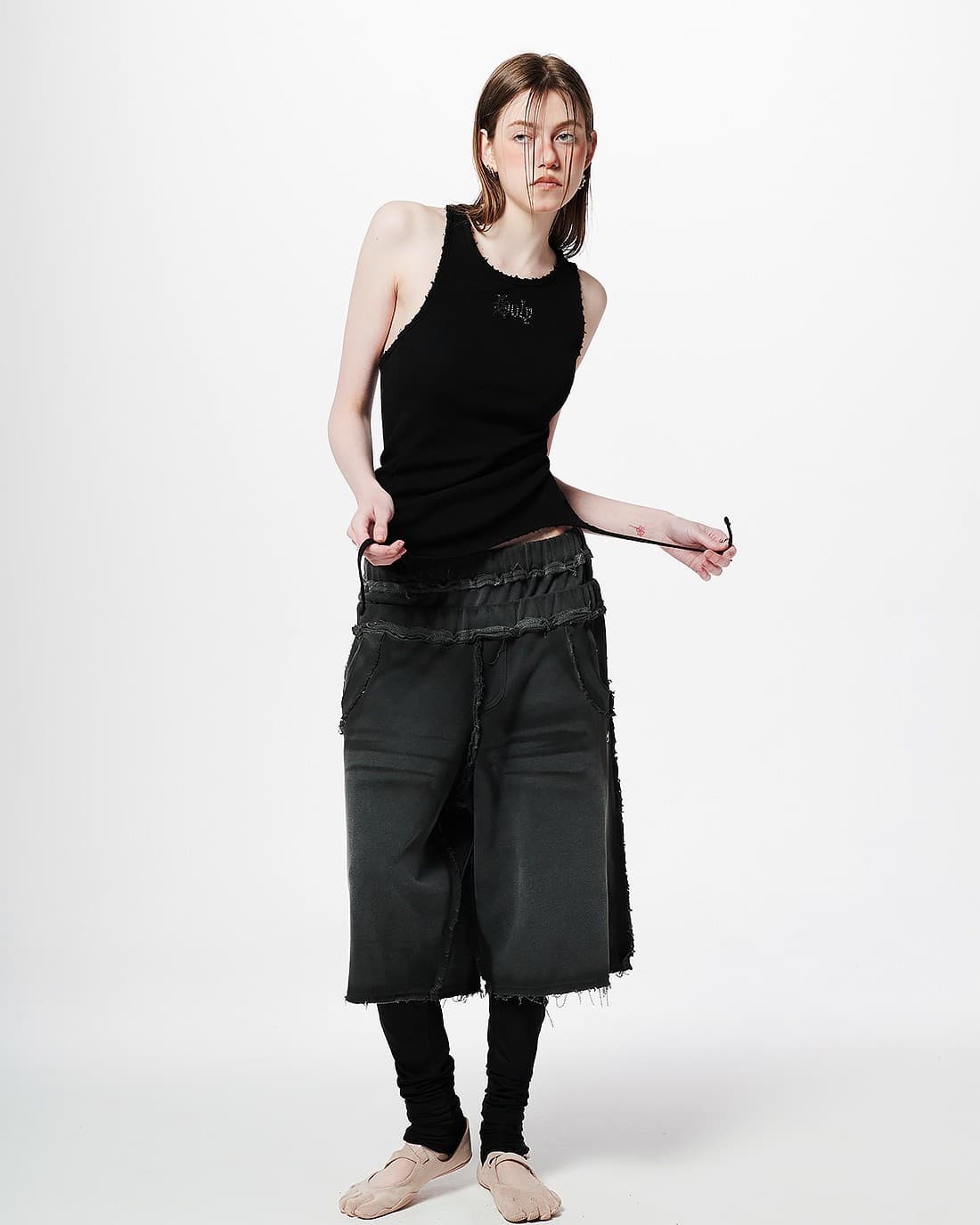 Back Slit Waffle Shirring Top _ Black — vue 6