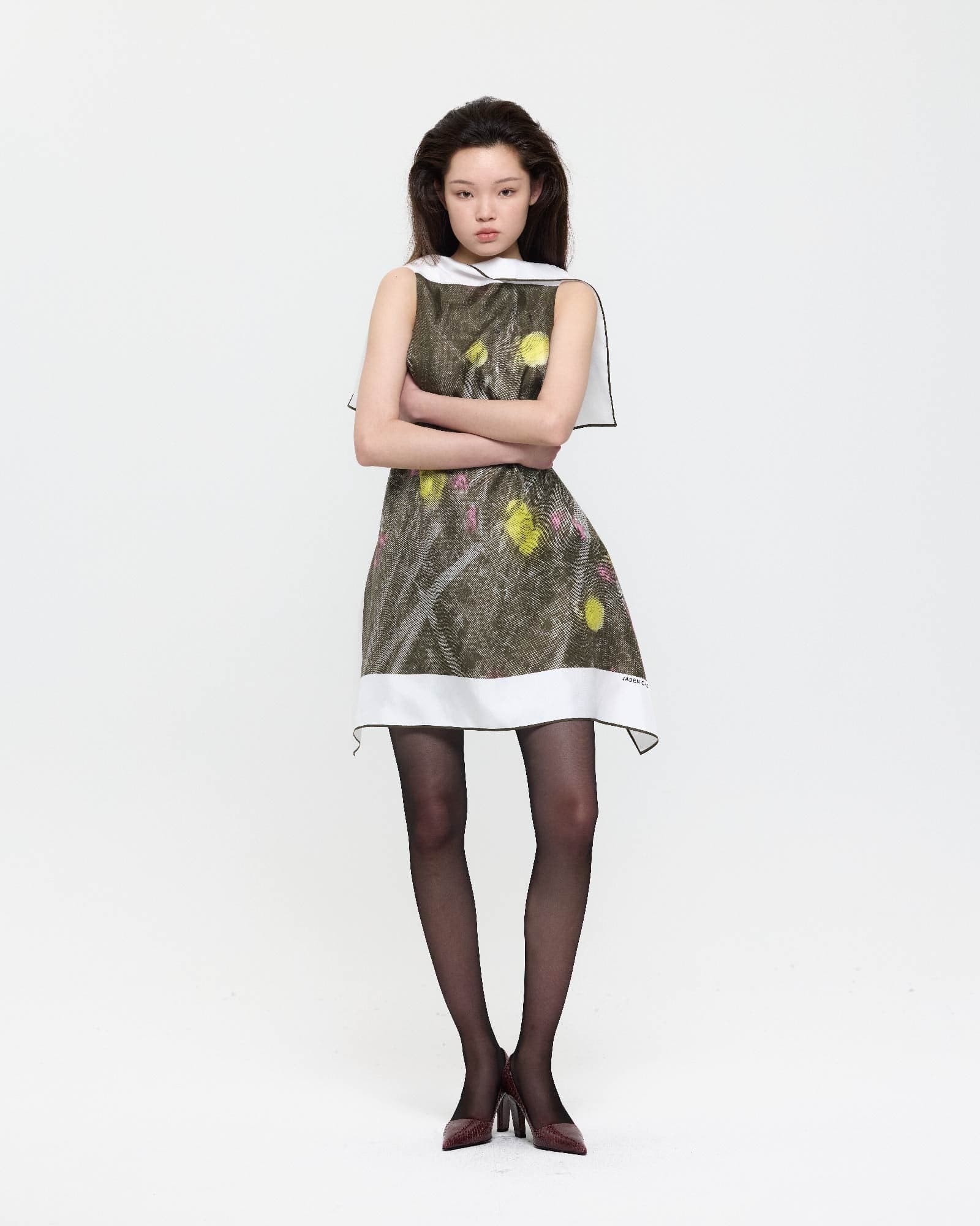Olive Green Evening Primrose Flag Dress — vue 1