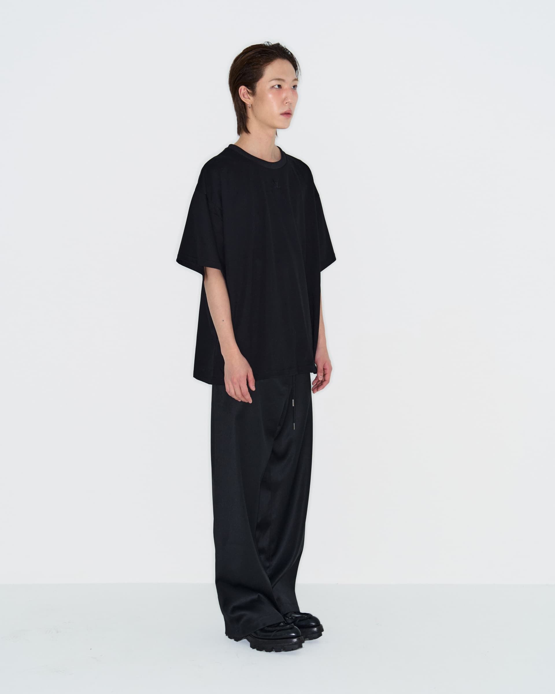 Logo Embroidery T-Shirts — vue 7