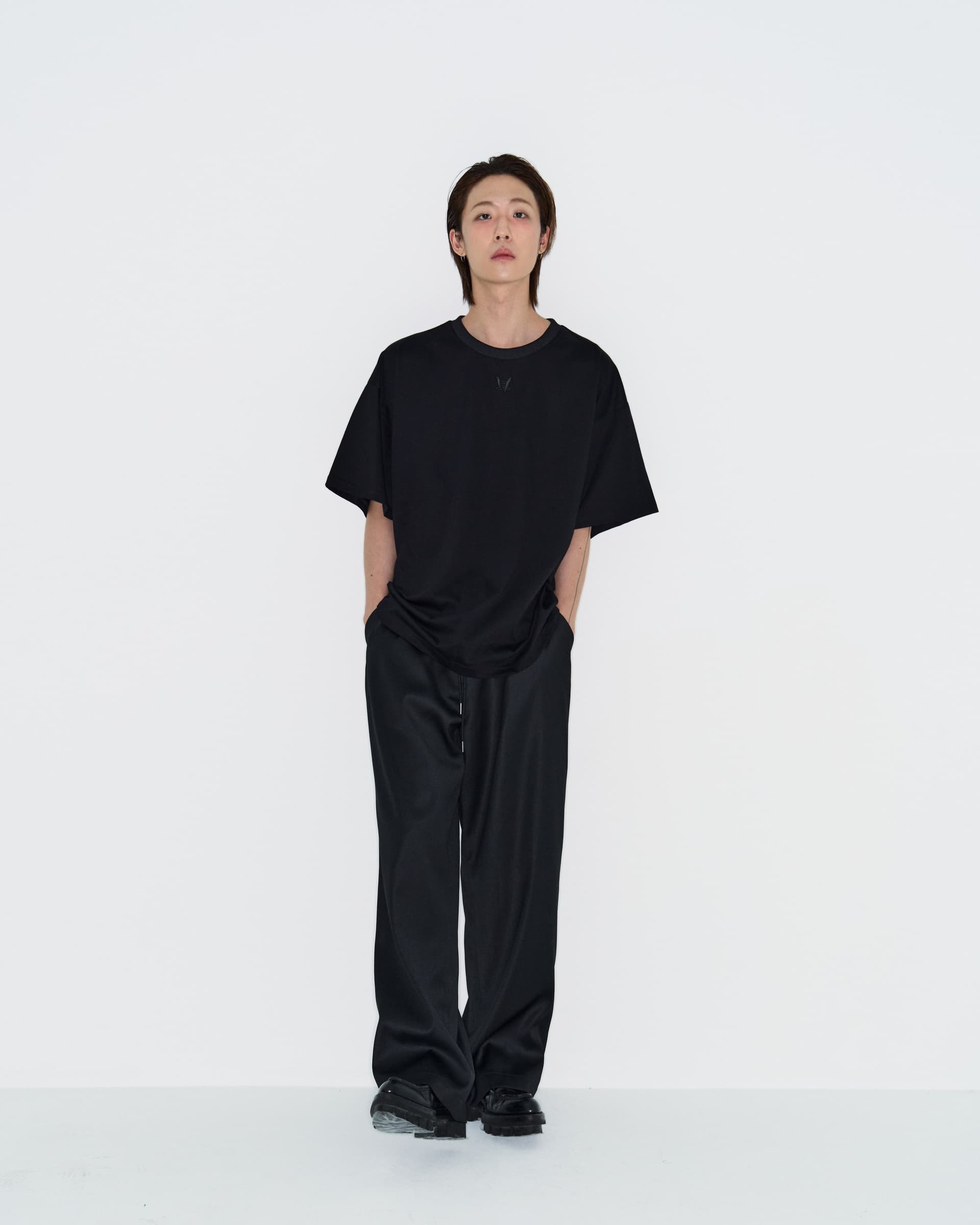Logo Embroidery T-Shirts — vue 10