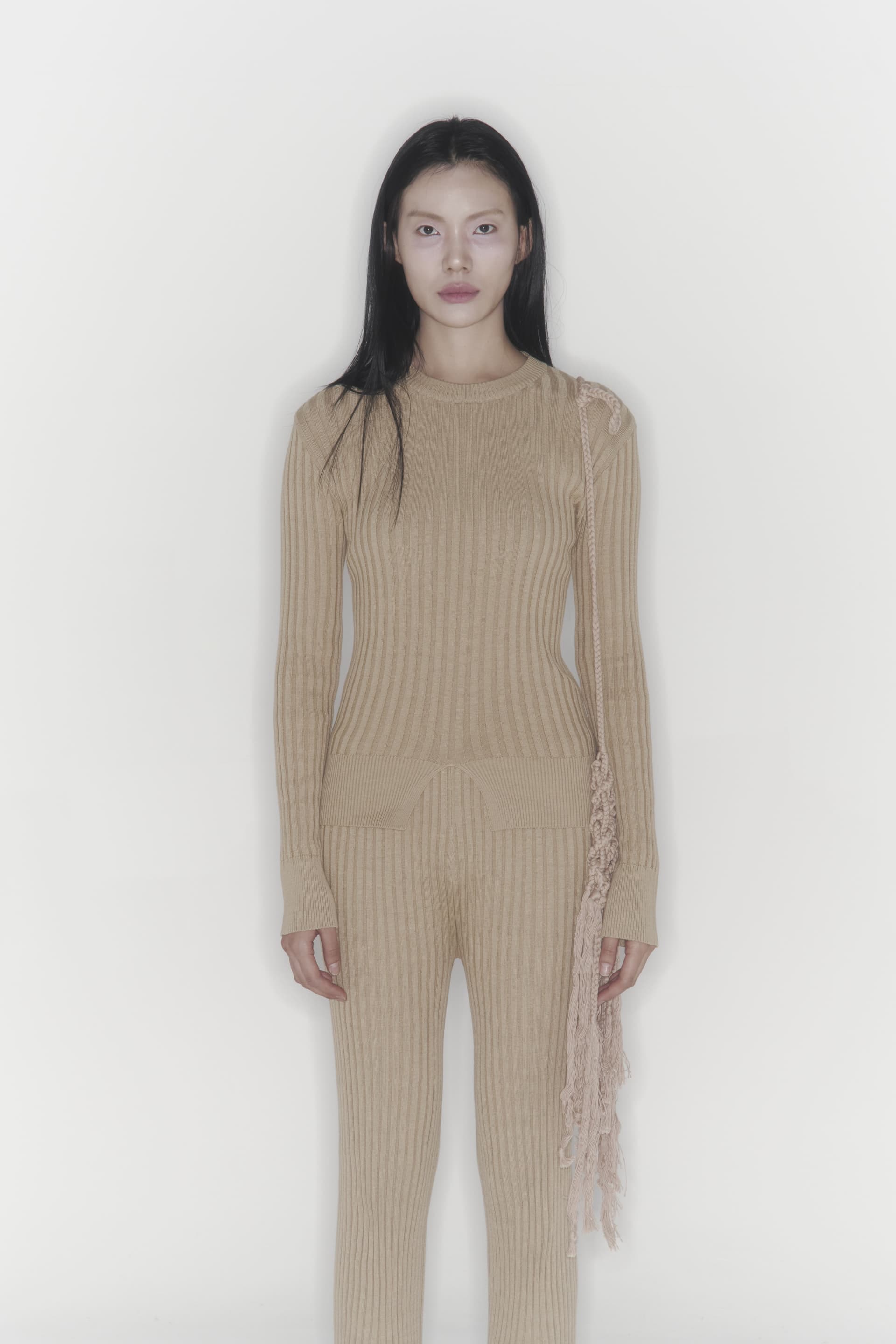 Ribbed Knit Sweater (Beige) — vue 16