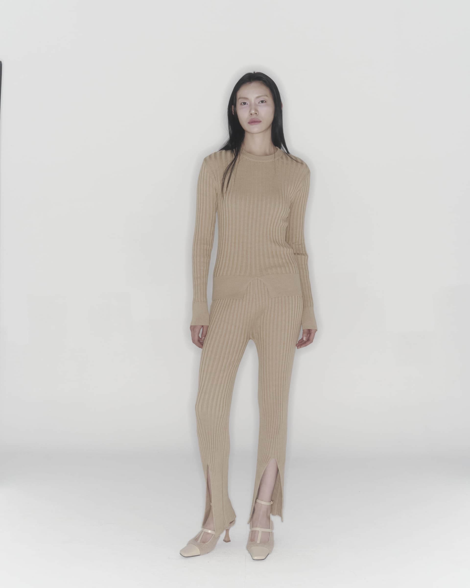 Ribbed Knit Sweater (Beige) — vue 8