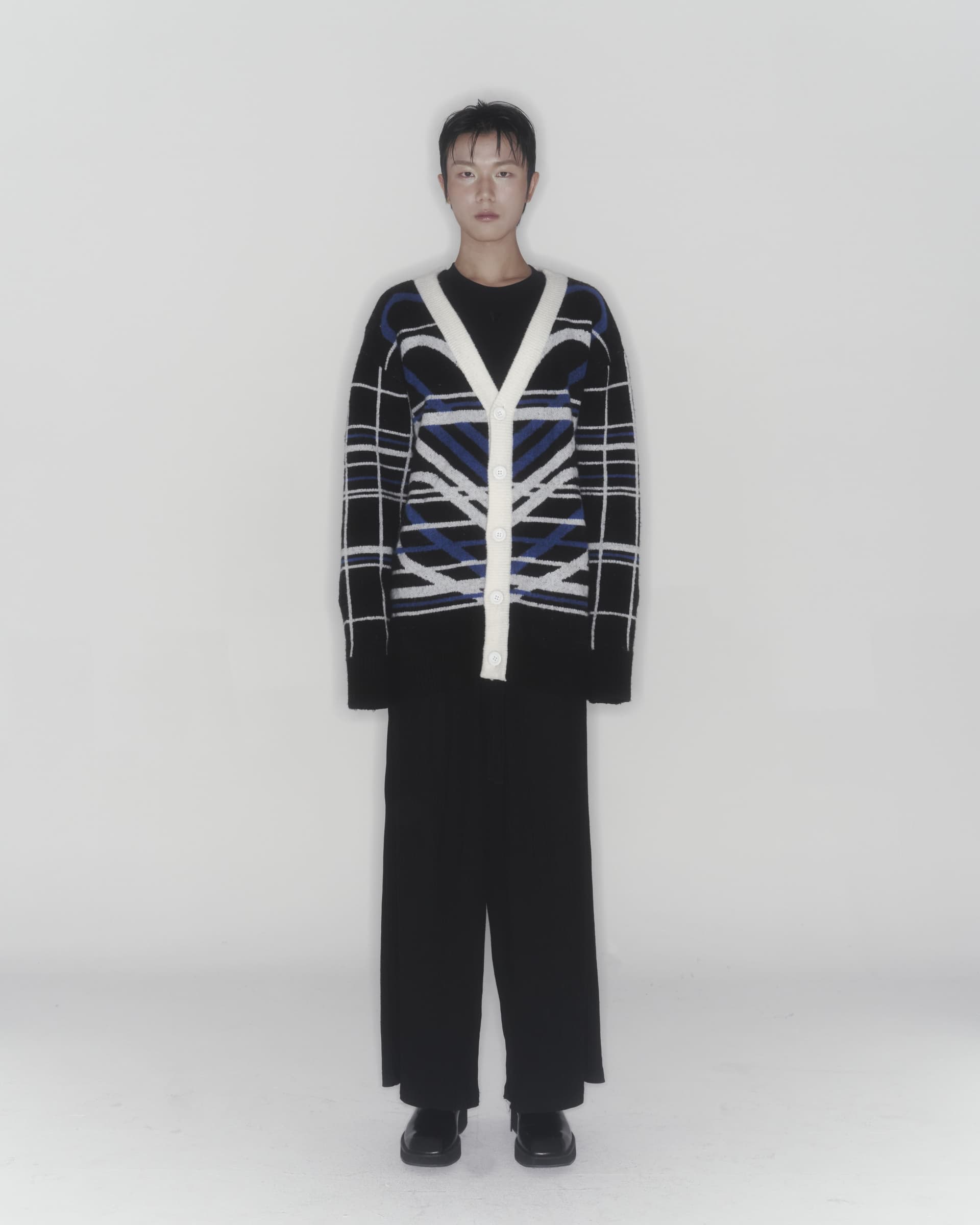 Heart Graphic Knit Cardigan (Blue) — vue 4