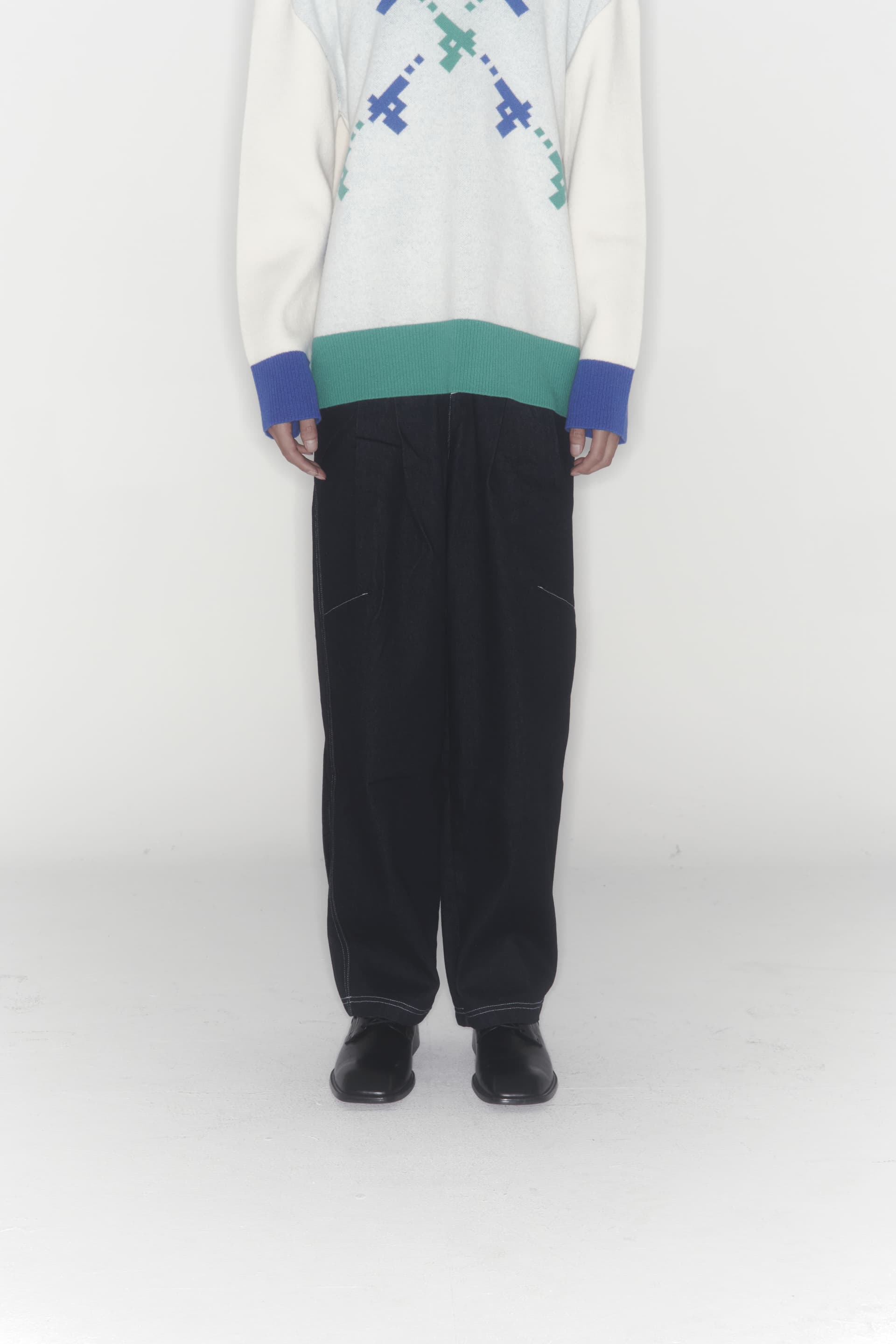 Gun Knit Sweater (Ivory) — vue 17