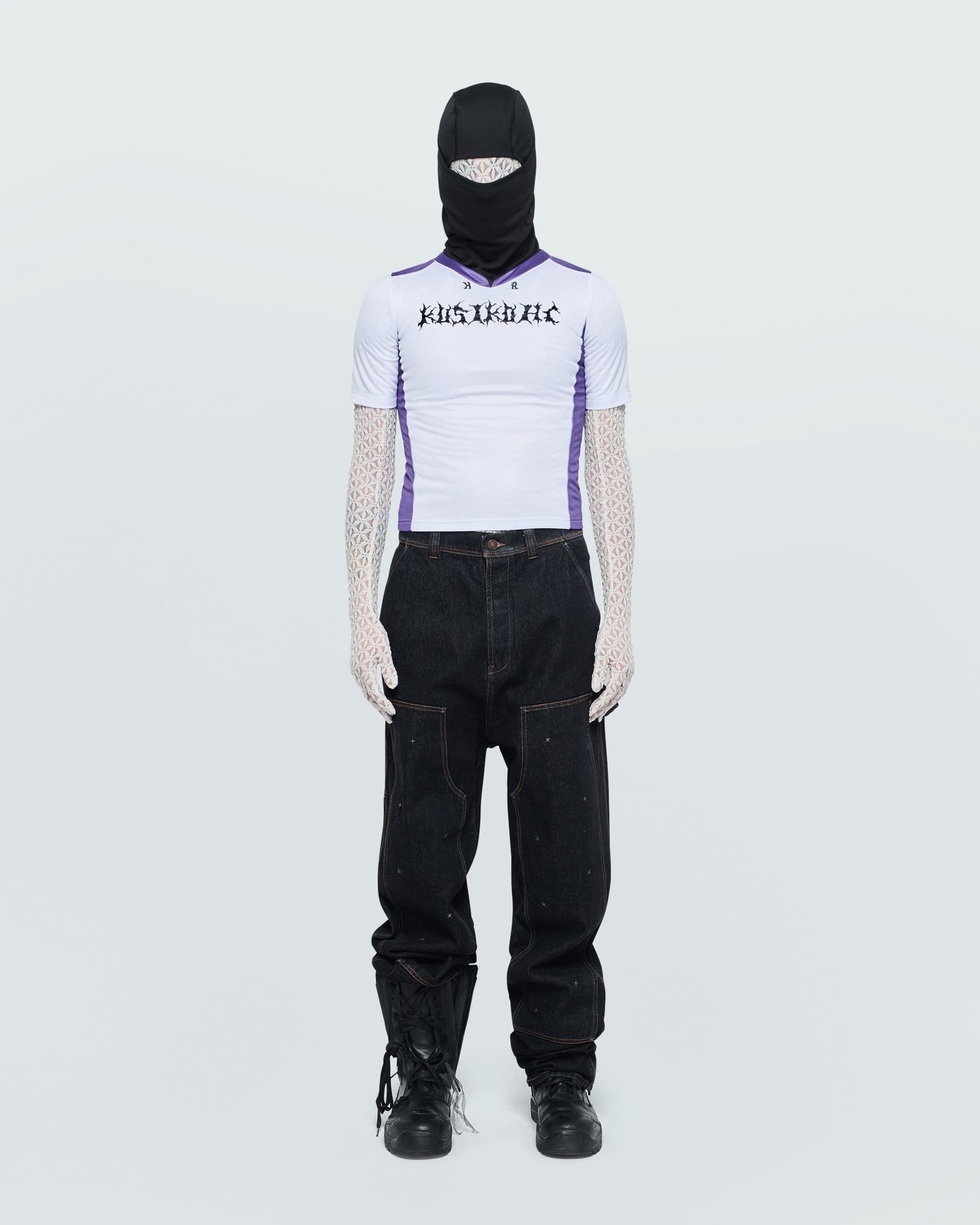 Football T-Shirt — vue 3