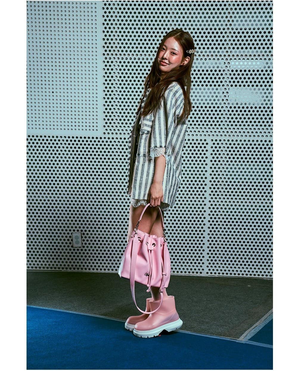 26SS Gray Striped Pattern Half Sleeve Jacket — vue 5