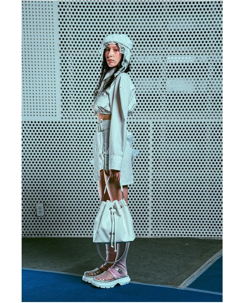 26SS White Striped Point Shoulder Crop Pants — vue 7