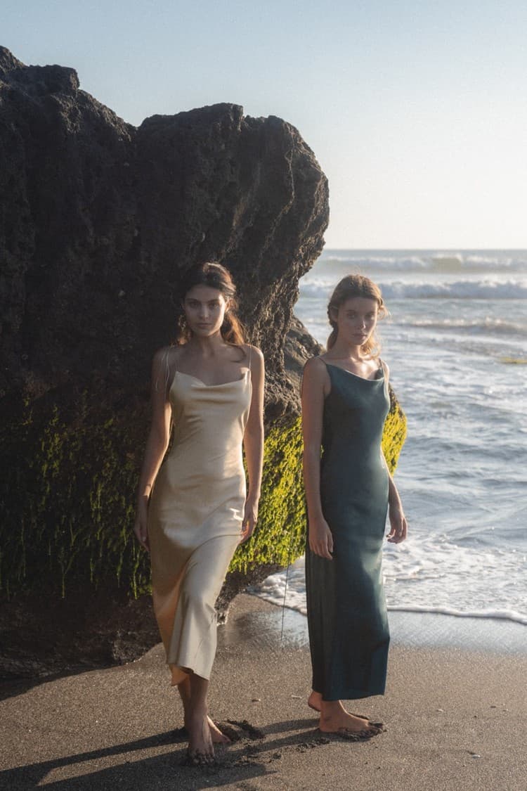 Kristen Green Satin Slip Dress — vue 11
