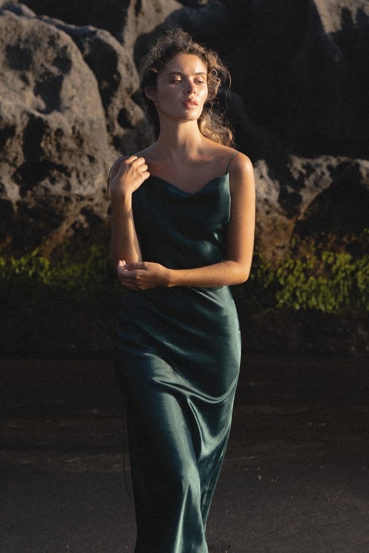 Kristen Green Satin Slip Dress — vue 9