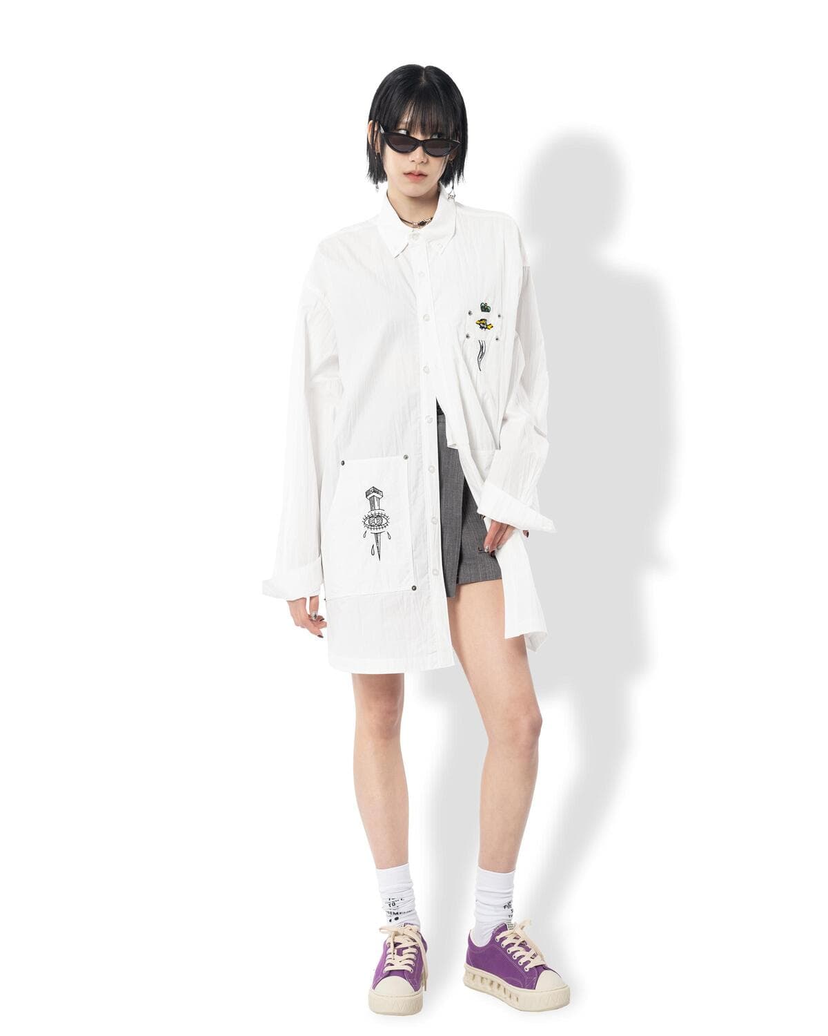 Pleated Signature Out-Pocket Shirt (White) — vue 7