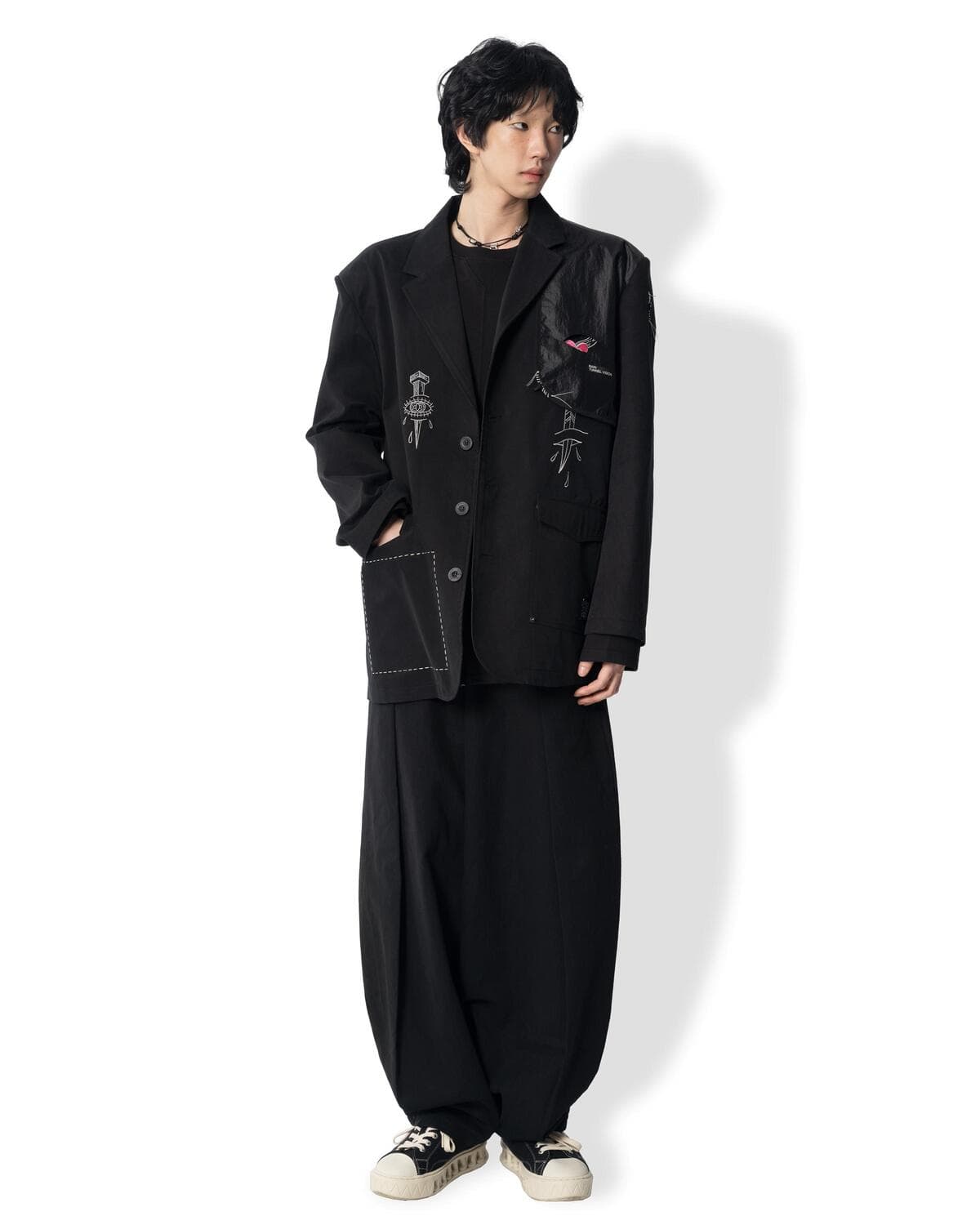 Shoulder Wing Point Blazer (Black) — vue 6