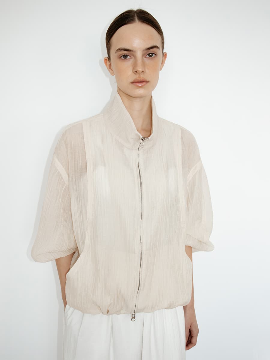 TIR CRINKLE HIGH-NECK BLOUSON_BEIGE — vue 2
