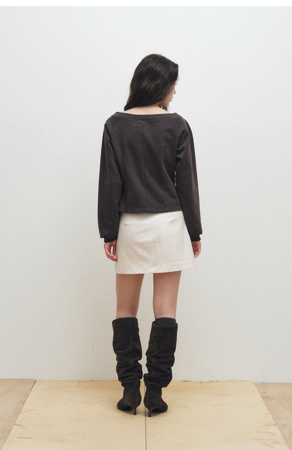 Wide Boat Neck Sweatshirt (Charcoal) — vue 7