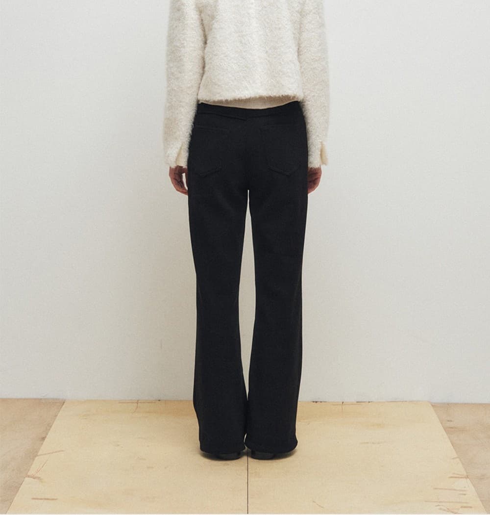 Soft Bouclé Cropped Cardigan (Ivory) — vue 9