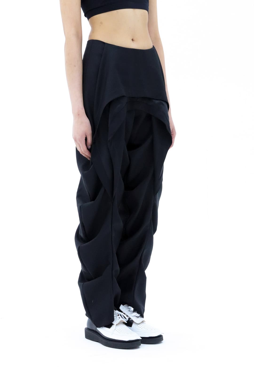 Double Draped Wave Trousers (Black) — vue 3