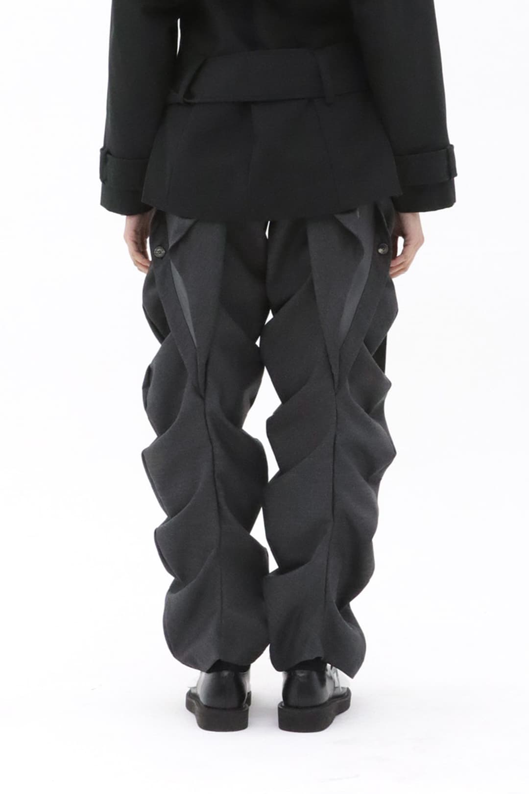 Double Draped Wave Trousers (Grey) — vue 4