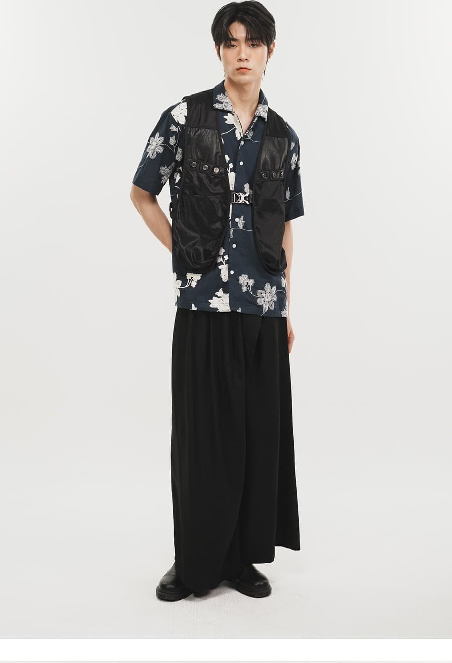 Unbalance Flower Half Shirt (Navy) — vue 8