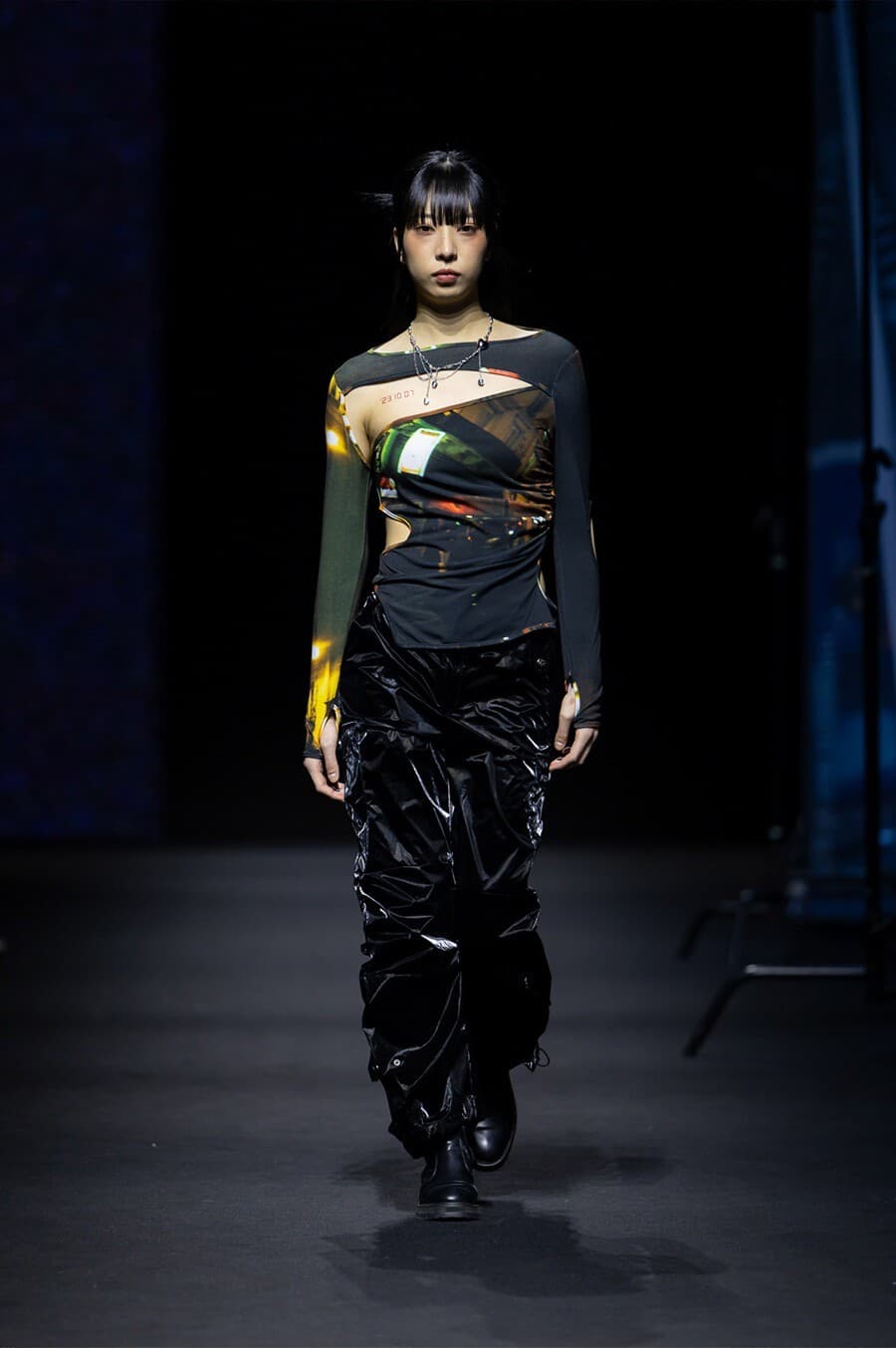 Hole Shirring T-Shirt (Paris) — vue 3