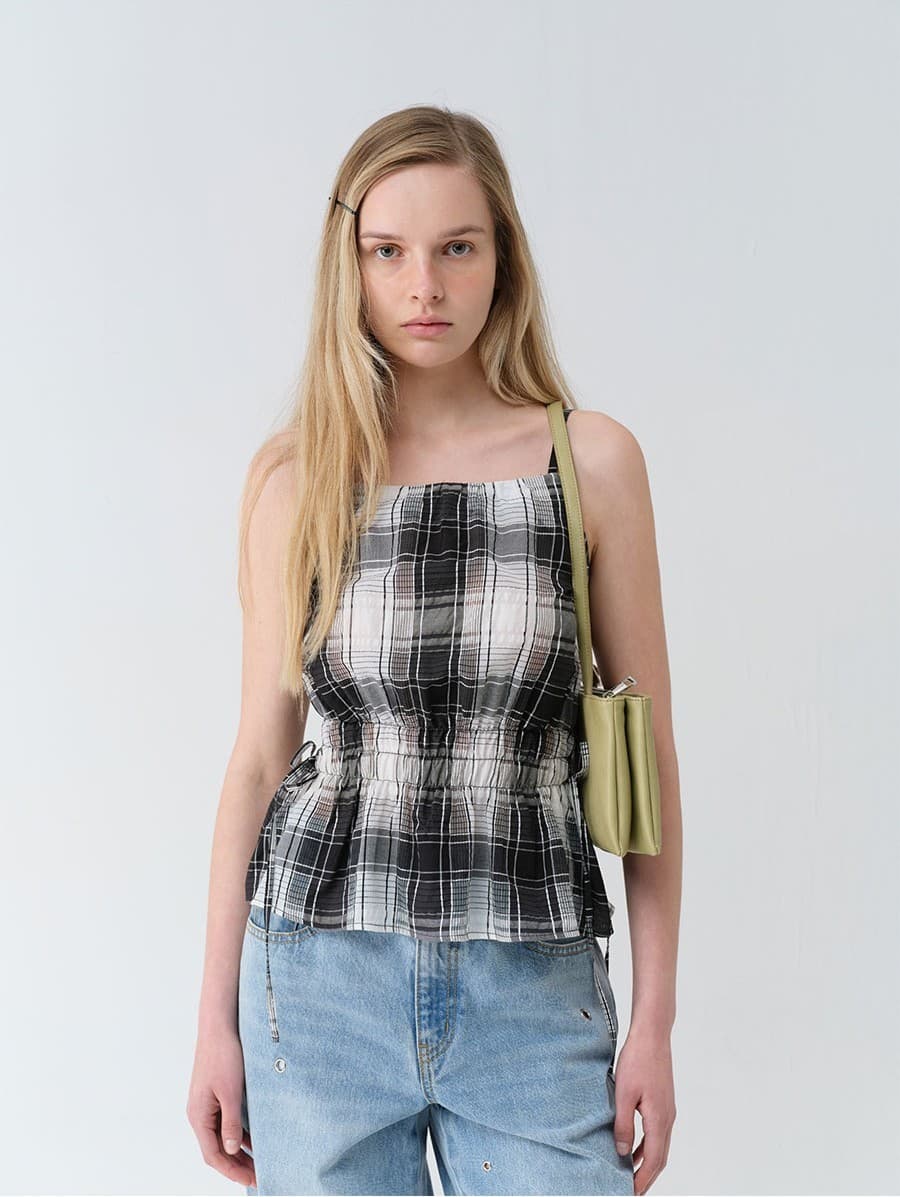 Check Sleeveless Blouse in Black — vue 7