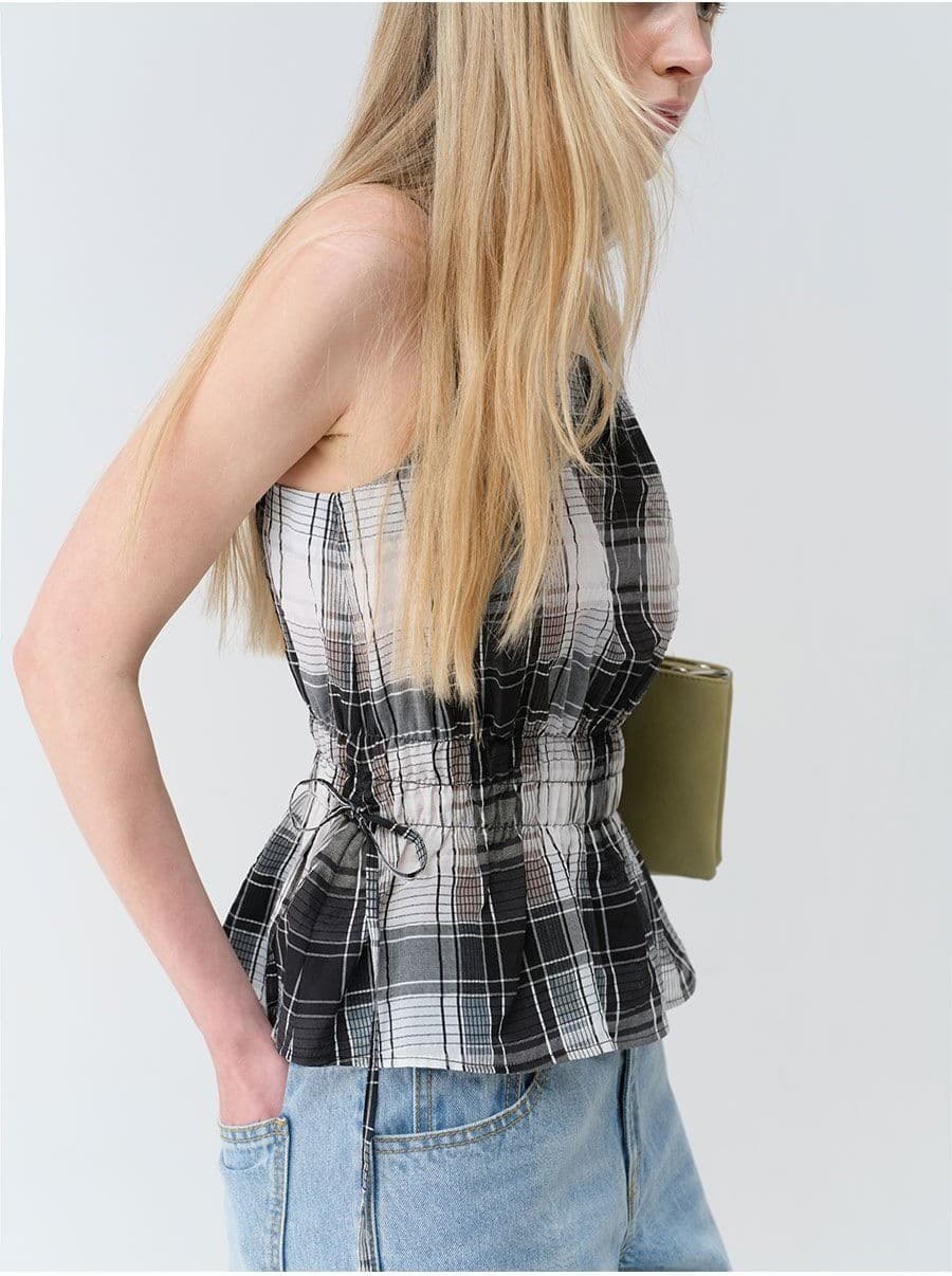 Check Sleeveless Blouse in Black — vue 9