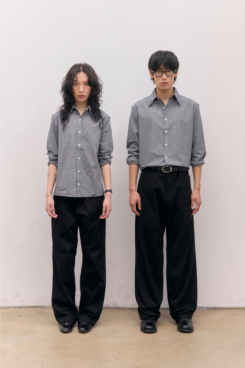 Roll-Up Check Shirts (Black) — vue 19