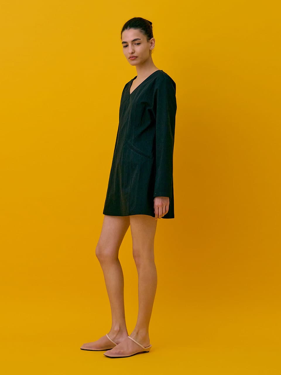 V-neck Mini Dress — Black — vue 1