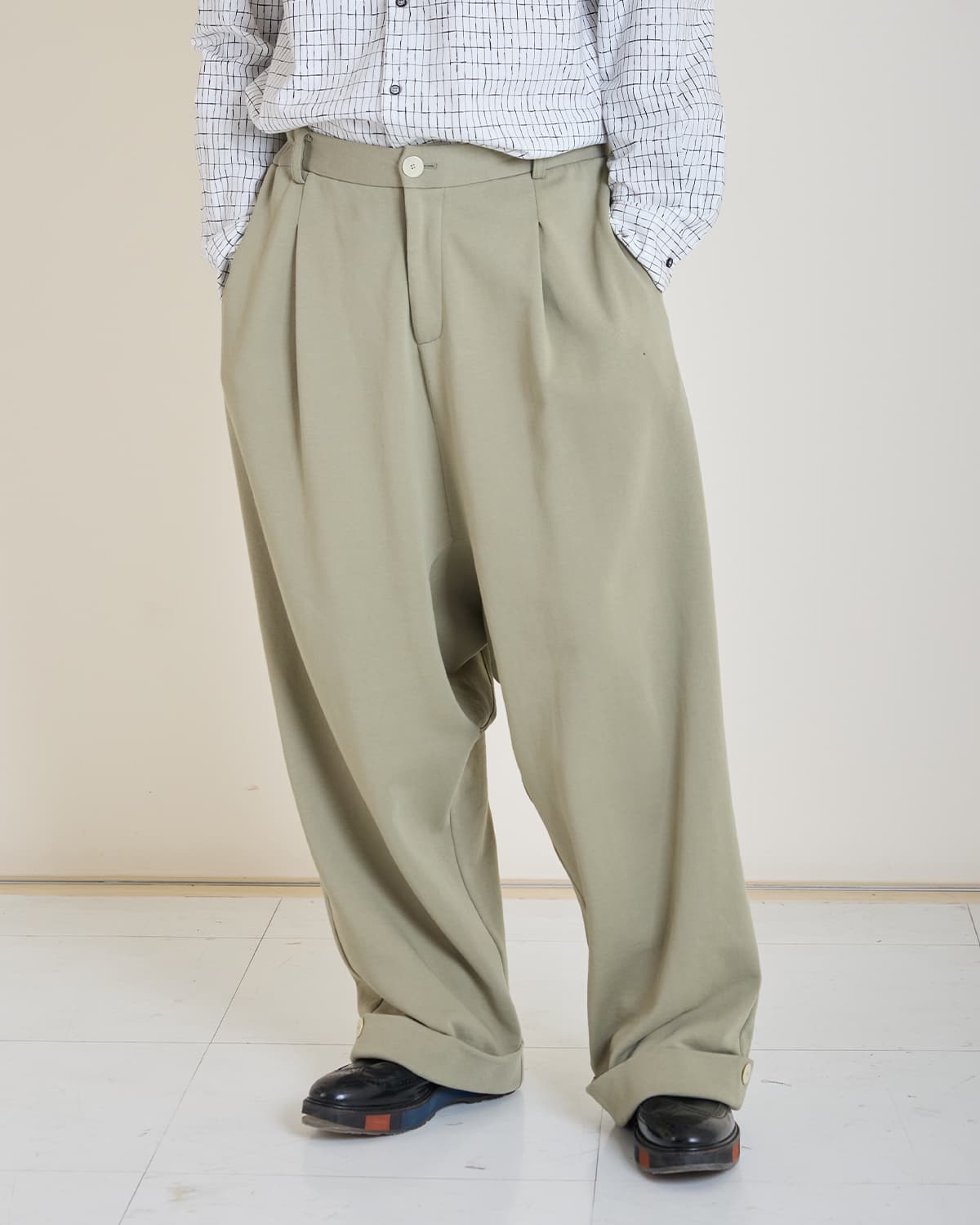 eco-Wide Baggie Trousers (olive) — vue 4