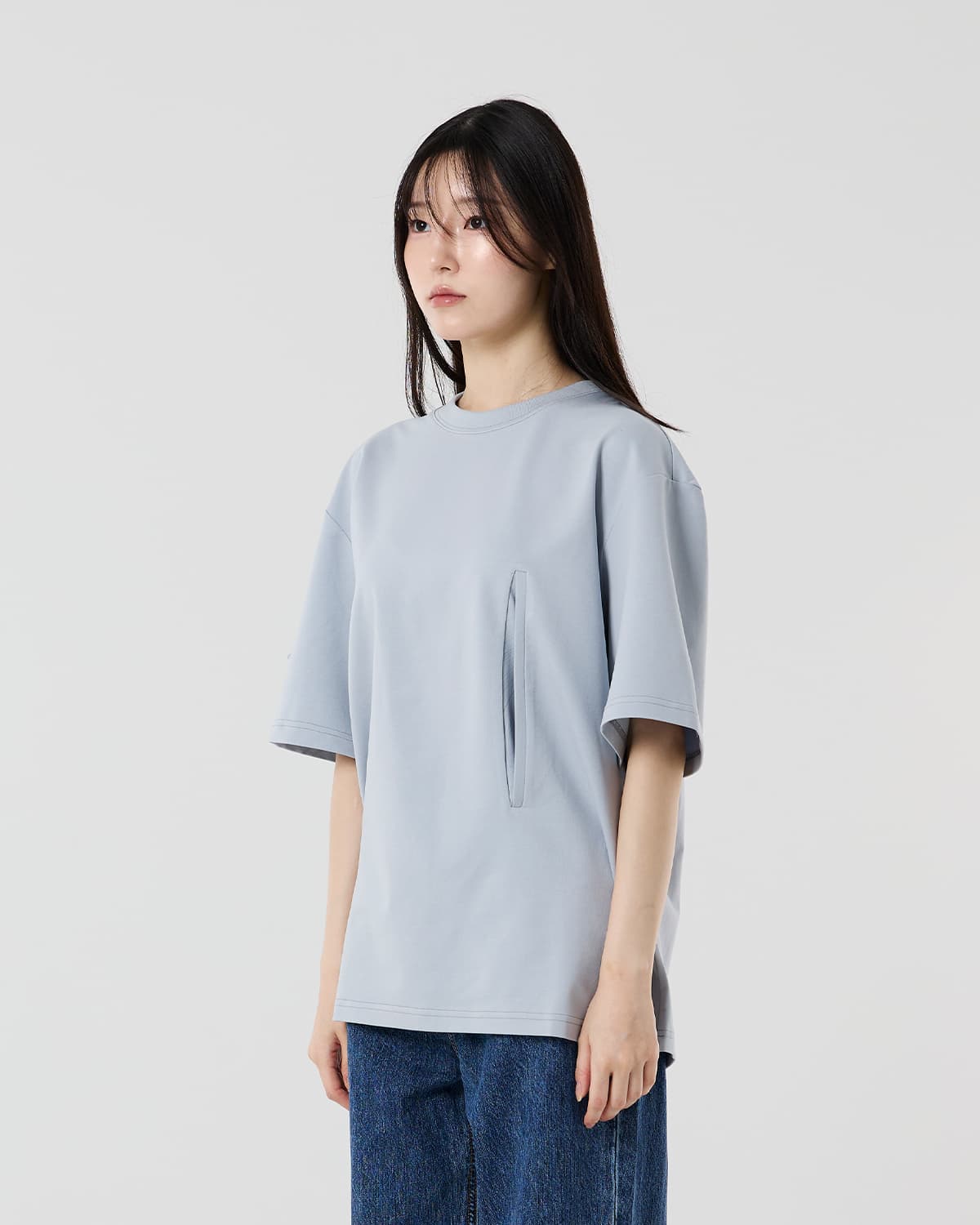 Light Thru the Slit T-shirt (almost blue) — vue 2