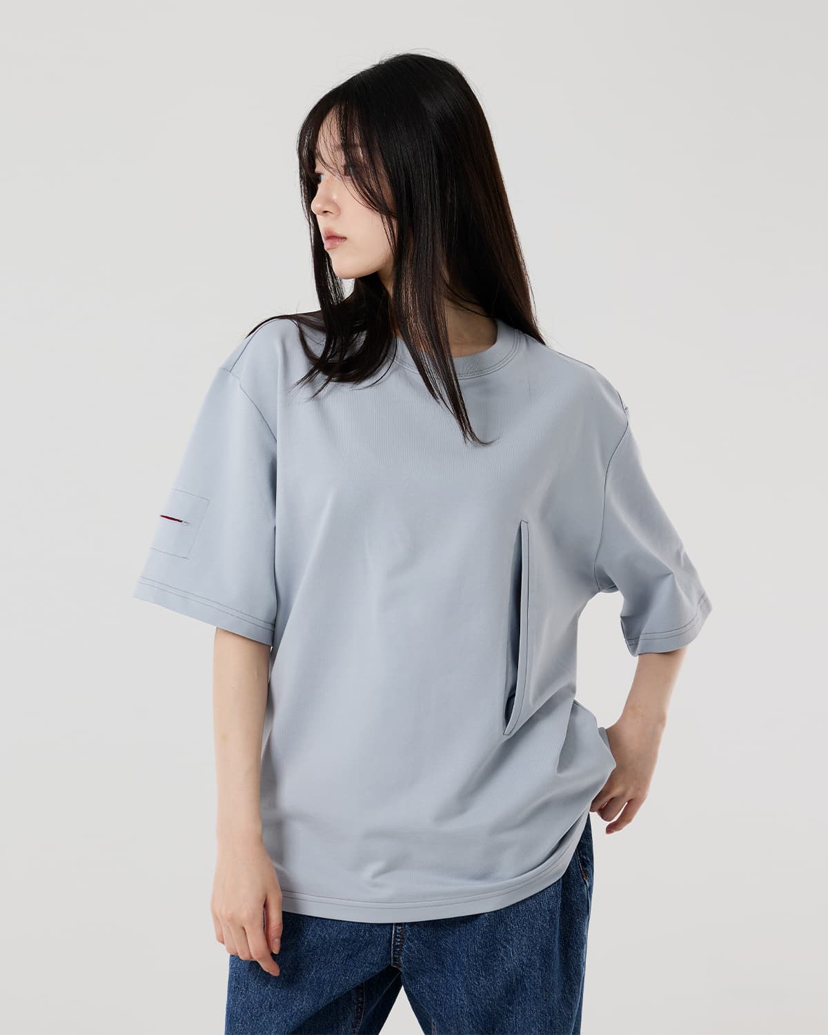 Light Thru the Slit T-shirt (almost blue) — vue 5