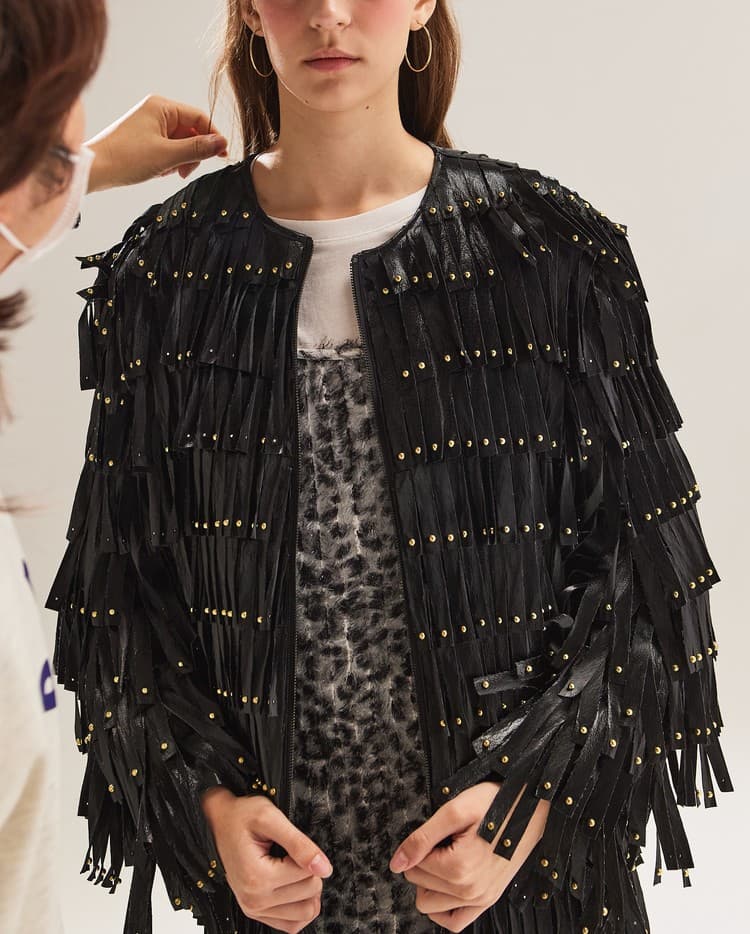 Black Stud-Tasseled Coat — vue 2