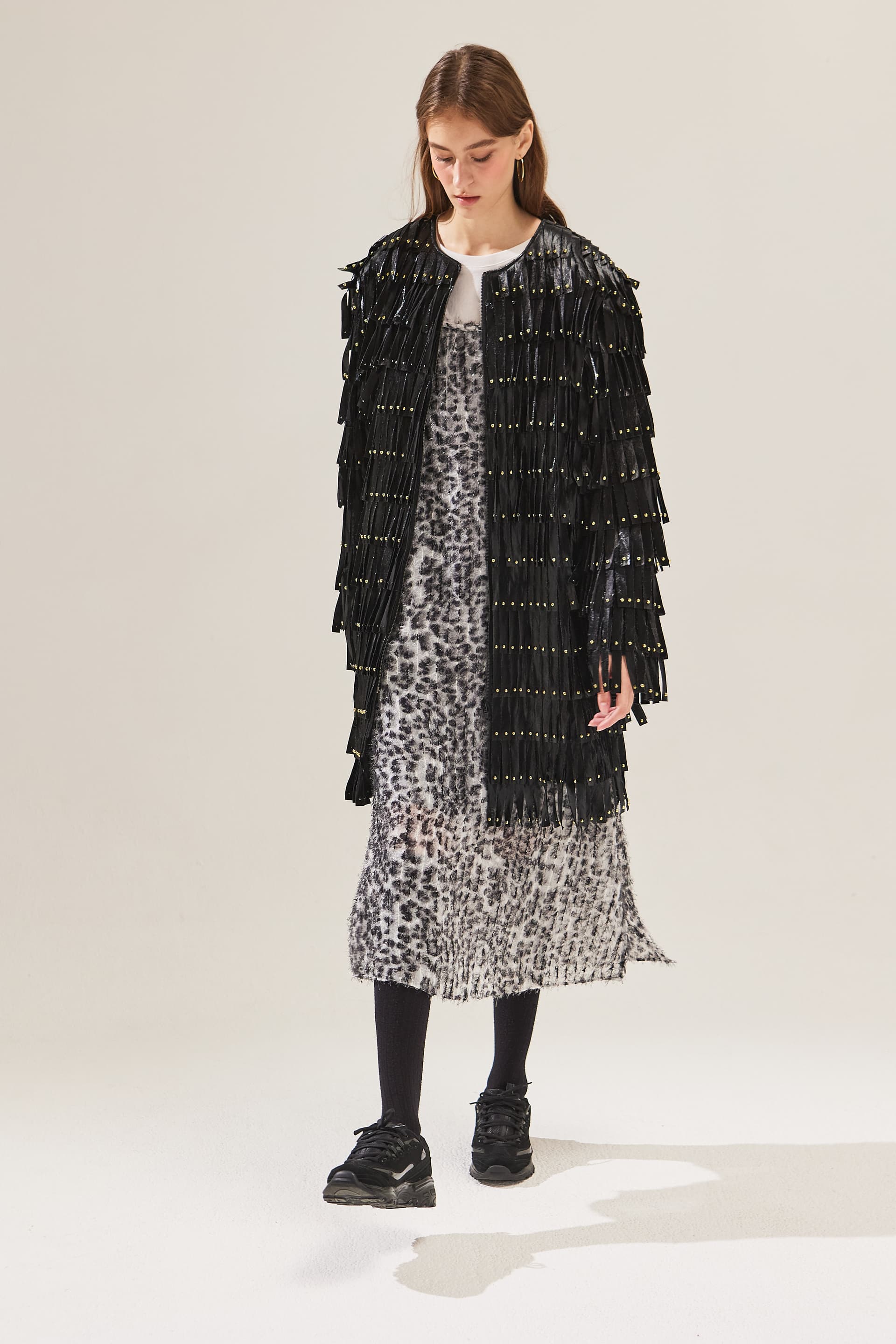 Black Stud-Tasseled Coat — vue 11